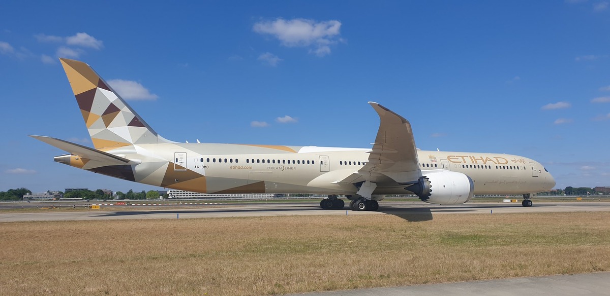 Etihad Airways Retains APEX Five-Star Global Airline Rating for 2026